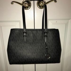 MICHAEL Michael Kors Black Jet Set Large Tote